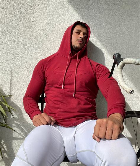 Diego Barros (via Instagram) “If at first you don’t succeed, try, try again,” goes the old saying. Well, it only took a second try for Diego Barros to make it big (pardon the euphemism) on OnlyFans. Earlier this month, the Brazilian performer became the first male to earn $1 million on the subscription platform in just 8 months.
